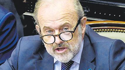 El diputado Eduardo Amadeo fue el miembro informante por el oficialismo.