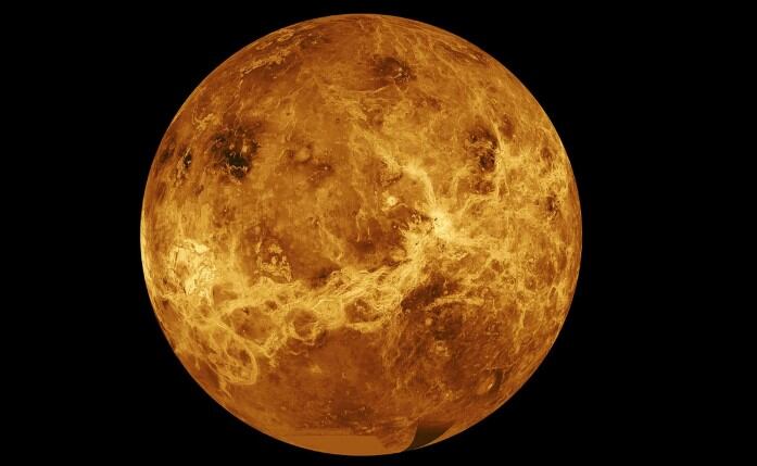 Los resultados podrían ayudar a los astrónomos a centrarse en otros exoplanetas, fuera del sistema solar, con más probabilidades de ser capaces de albergar vida, señalan los autores  