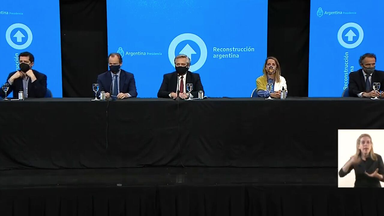 Alberto Fernández, durante el encuentro con el gobernador Bordet. 