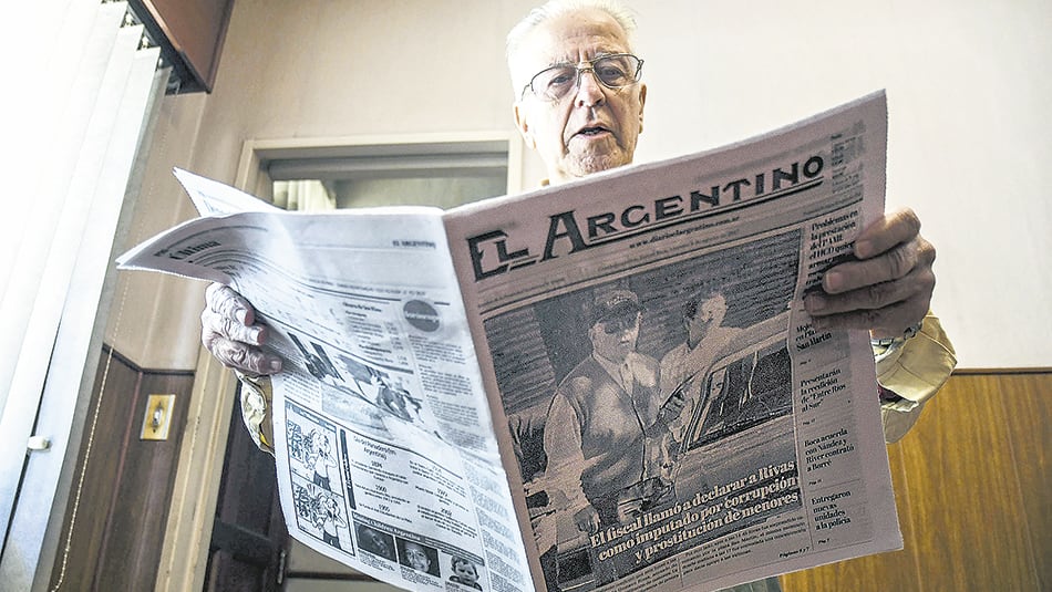 Gustavo Rivas, honrado como “ciudadano ilustre” por la Legislatura local.