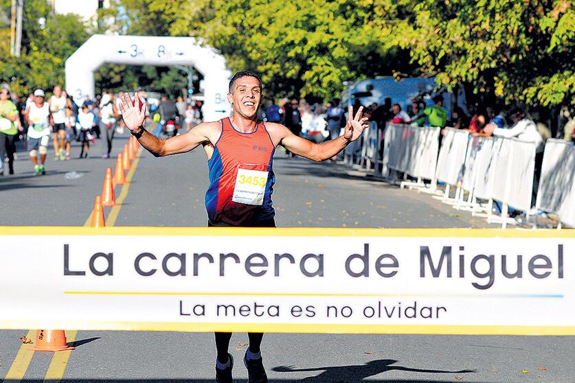 La Carrera de Miguel nació en el 2000 en homenaje al atleta Miguel Sánchez.