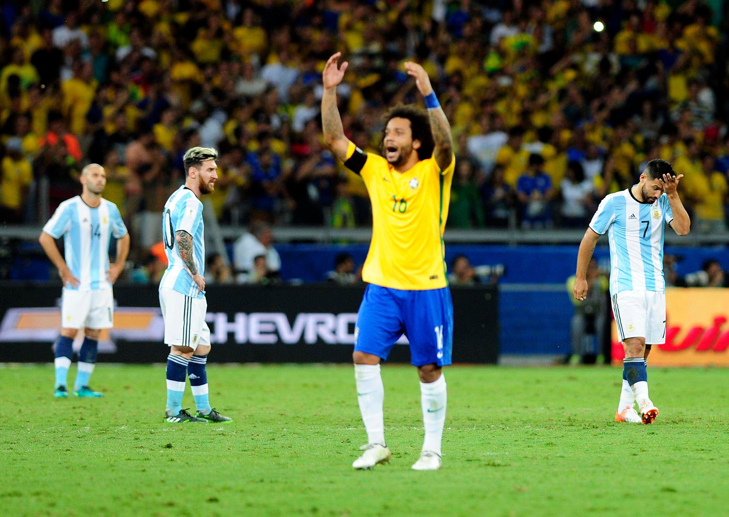 Messi dijo que la Selección no sabe a qué juega y que está perdida dentro de la cancha.