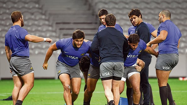 Los Pumas se entrenan a la espera del test match con los galos.