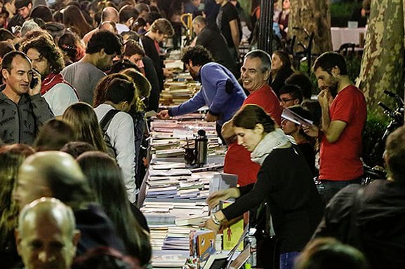 Habrá feria en Plaza Pringles.