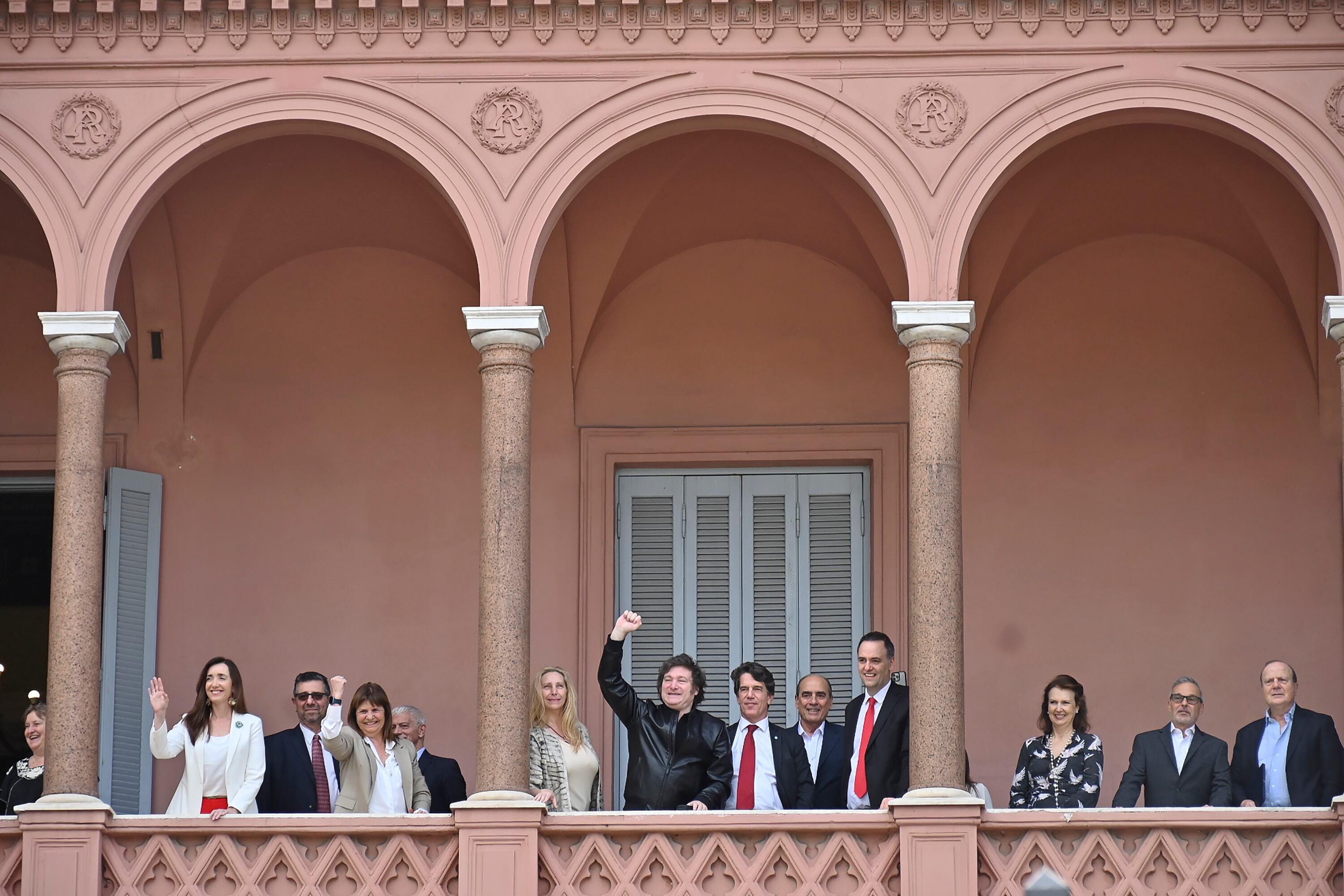 El Gobierno está llevando adelante un ajuste inflacionario y recesivo y apunta a reformas neoliberales de largo plazo.