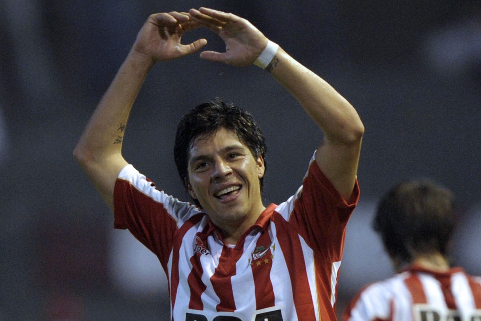 Enzo Pérez volverá a vestir la casaca de Estudiantes