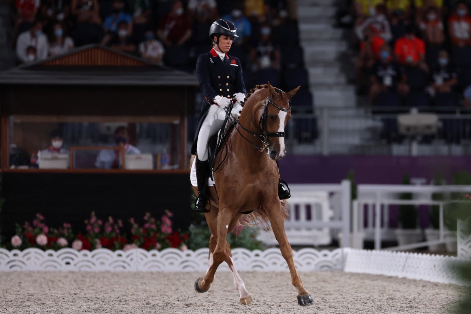 Charlotte Dujardin se mostró arrepentida por lo que se ve en un video