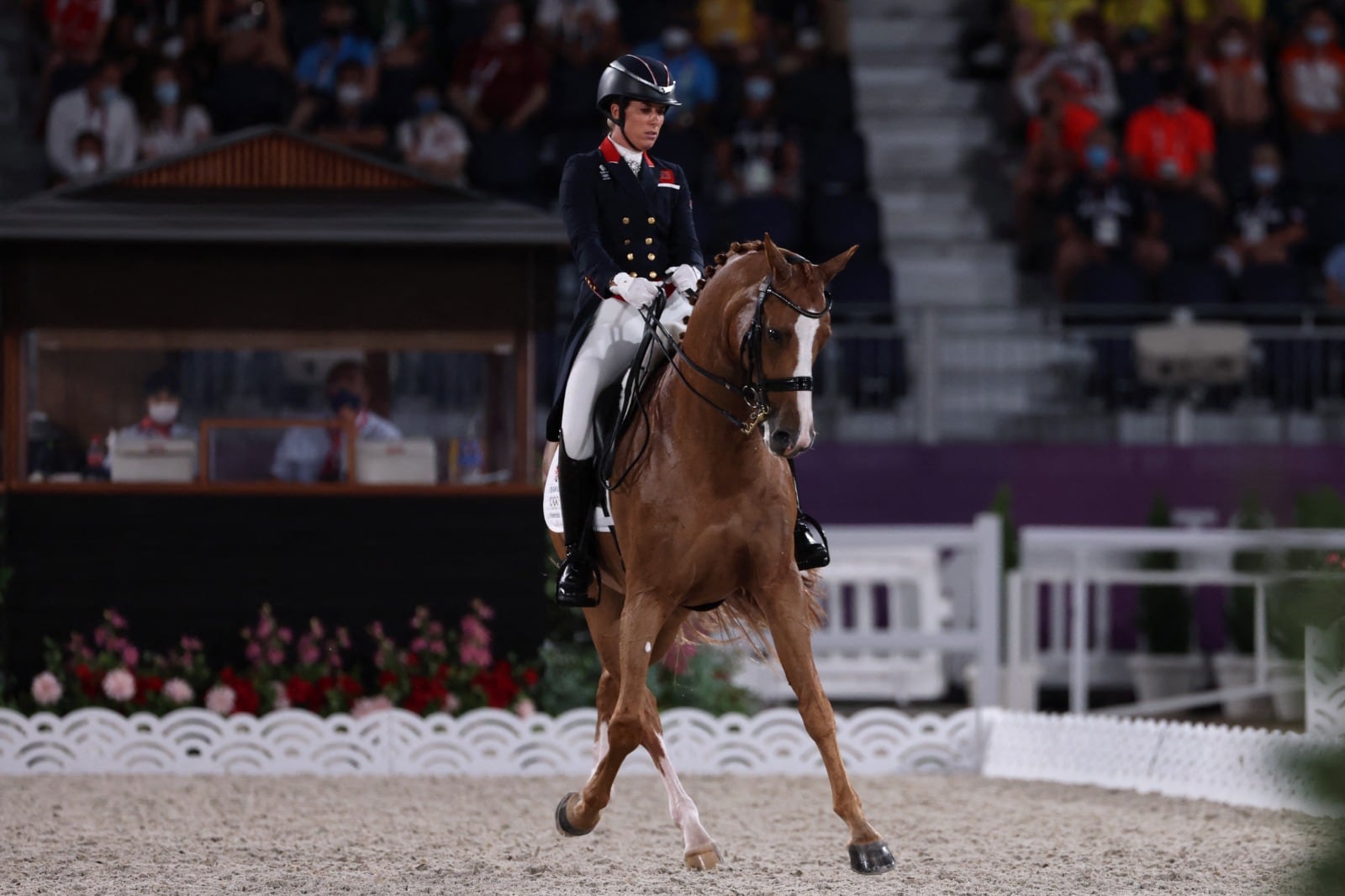 Charlotte Dujardin se mostró arrepentida por lo que se ve en un video