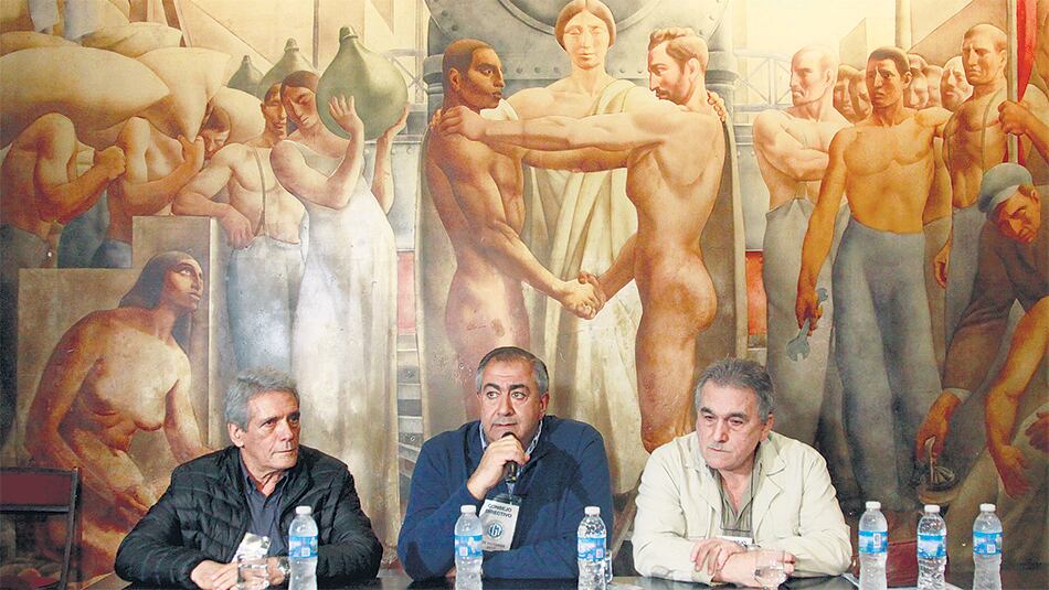 La mesa chica de la CGT se reunirá hoy para coordinar los pasos a seguir con la reforma laboral.