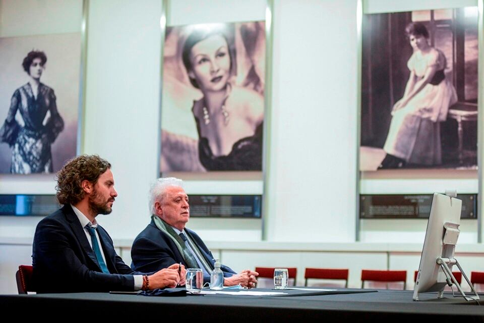 Santiago Cafiero y Ginés González García explicaron cómo funciona el nuevo sistema de telemedicina.