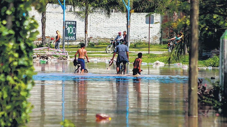 Santiago del Estero inundada. La provincia tiene el record mundial de deforestación en lo que va del siglo.