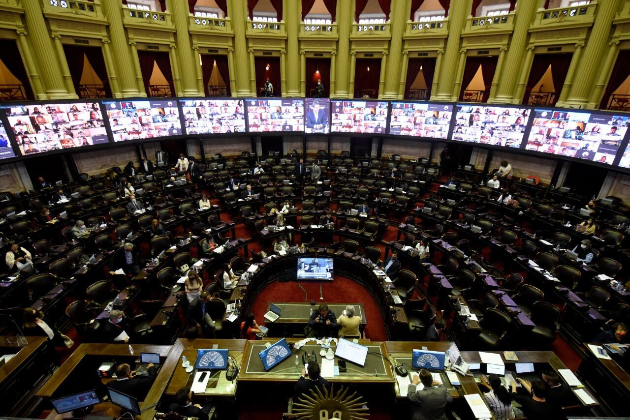 Por primera vez en su historia el Congreso funcionó de manera remota. 