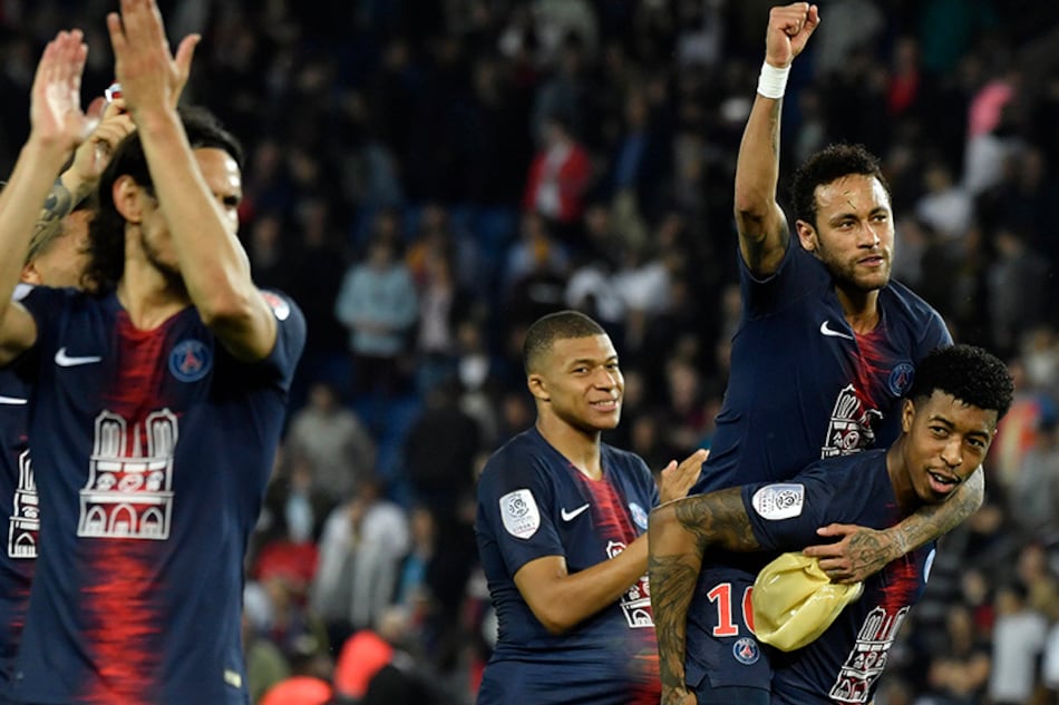 Neymar volvió a jugar y festejó otro título con el PSG.