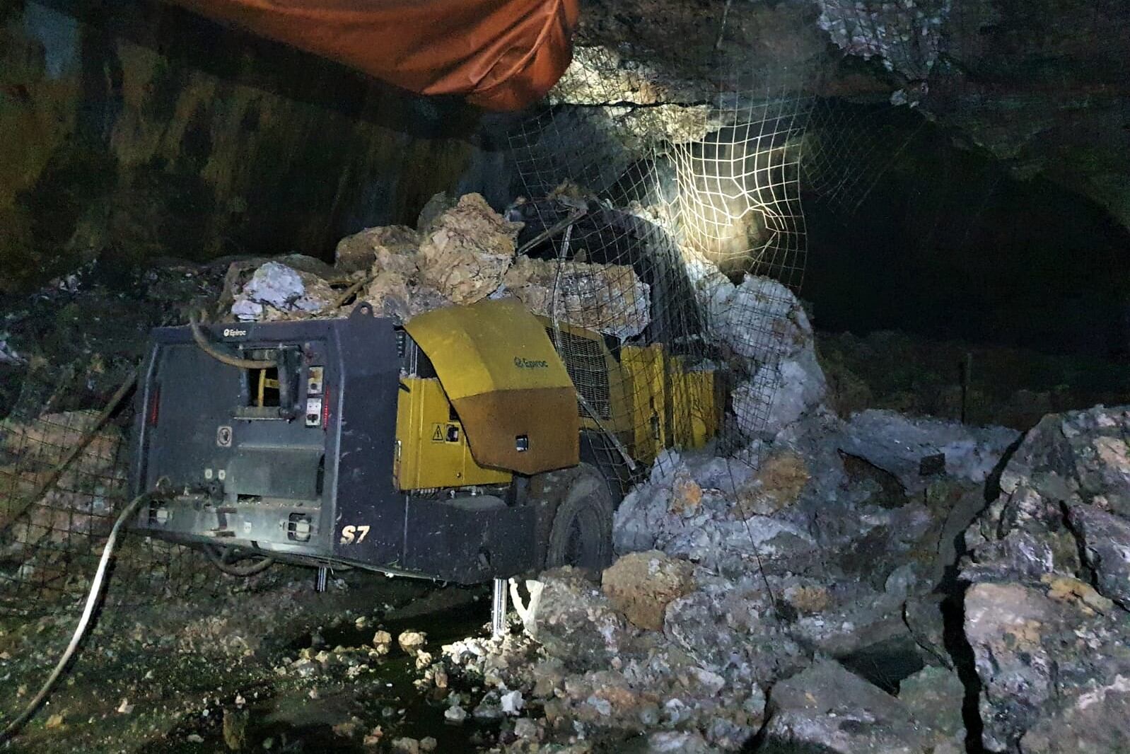 Derrumbe en la mina Farallón Negro.