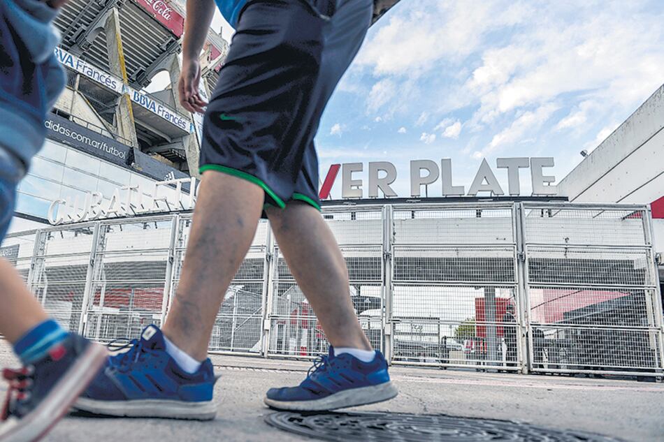 La médica que denunció los casos de River declarará hoy ante la Justicia.