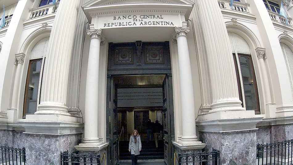 Las súper tasas por ahora permiten controlar las presiones con el tipo de cambio.