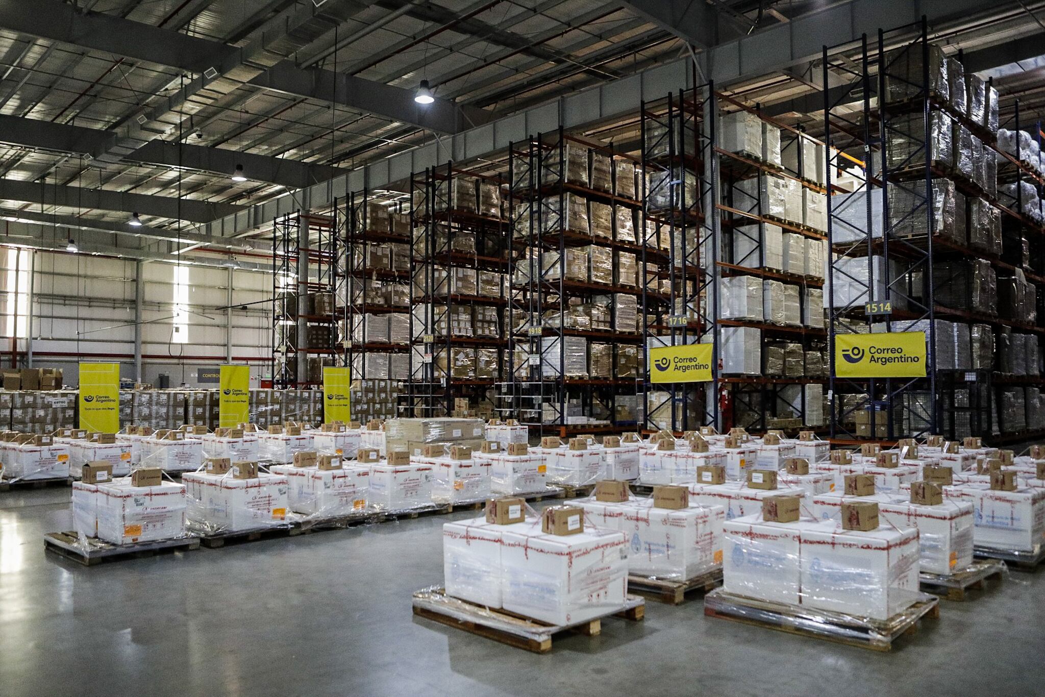 Las vacunas contra el coronavirus ya están listas para ser distribuidas en los centros de vacunación bonaerenses.