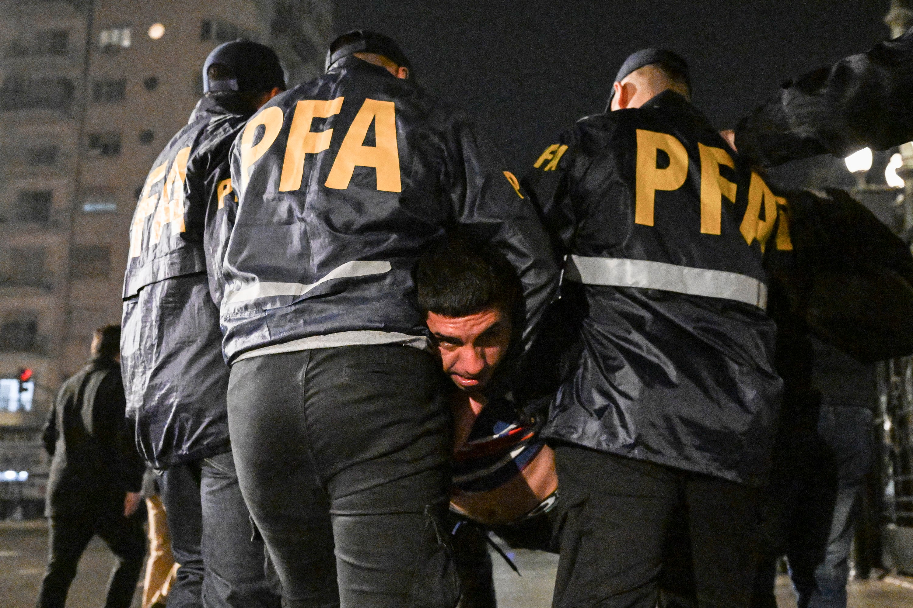 La represión de hace 20 días frente al Congreso terminó con 40 heridos por los gases y las postas de goma.