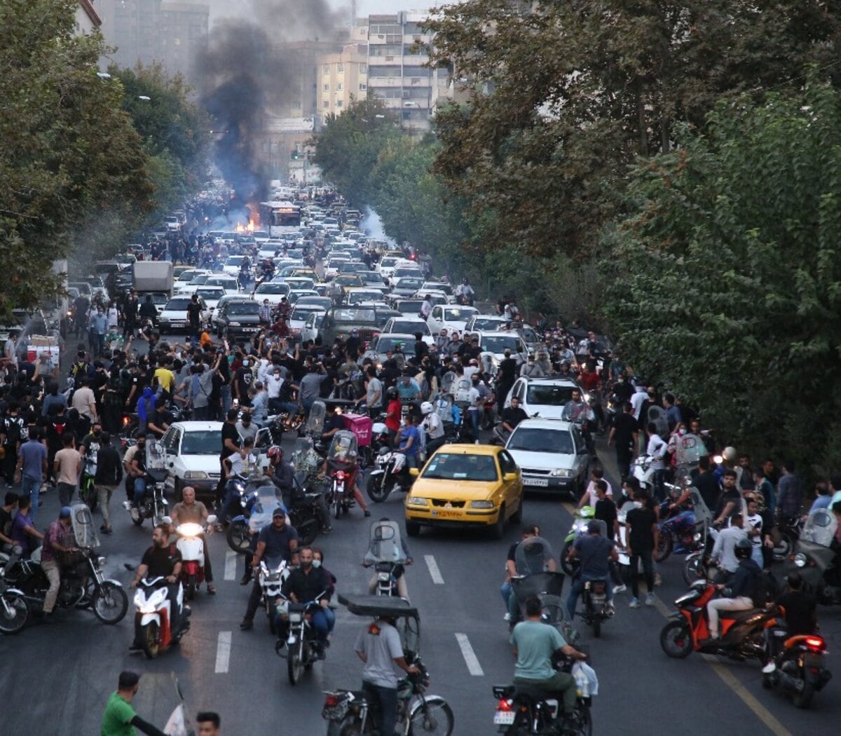 EE.UU. sancionó a Irán por reprimir las protestas por la muerte de Mahsa Amini.