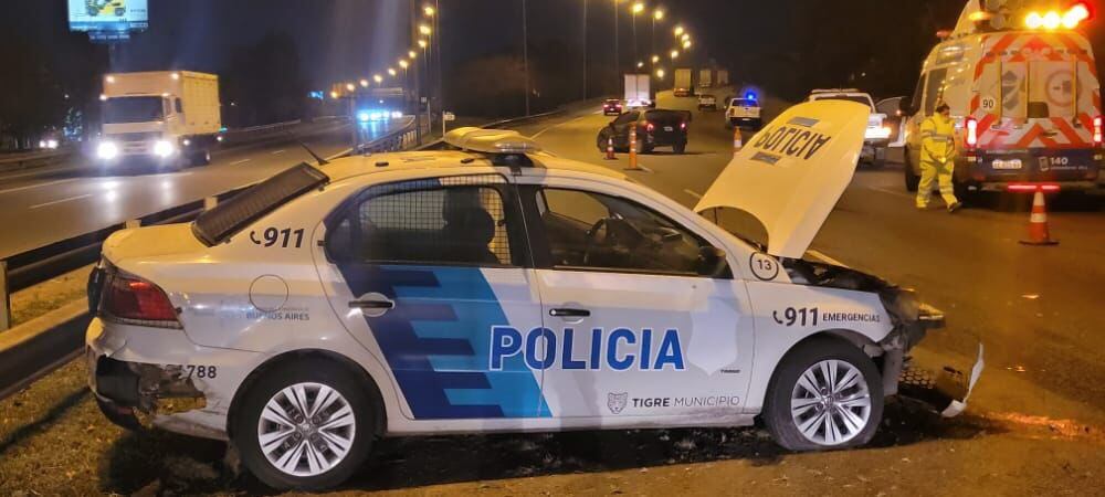 Choque. Uno de los patrulleros que participó de la persecución de los asaltantes. Imagen Twitter. 