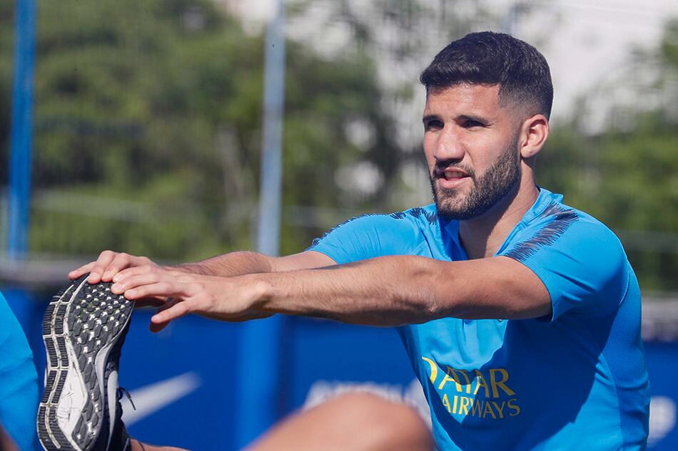 Lisandro López estará un mes fuera de las canchas.