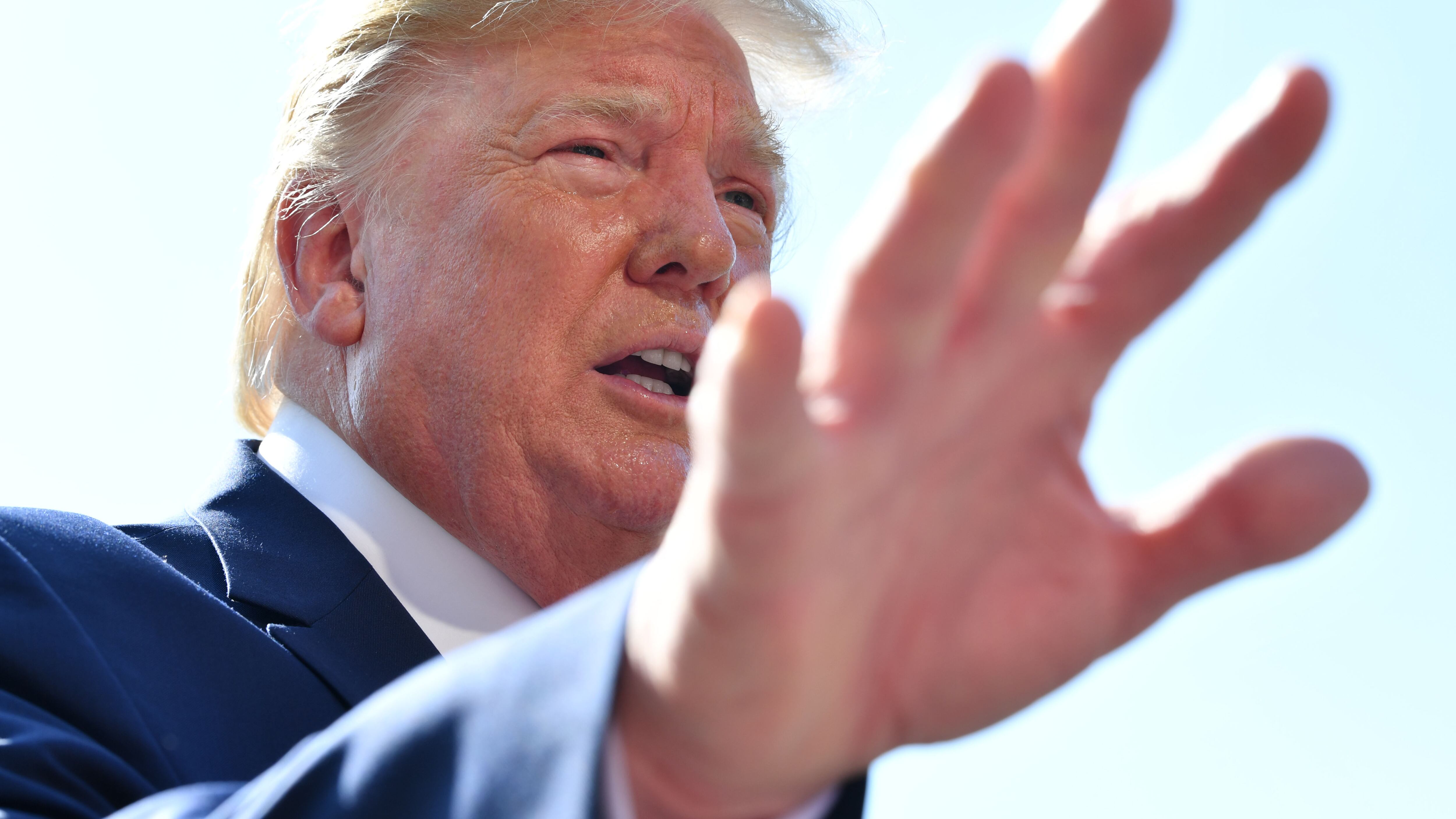 La norma de Trump afectará los procedimientos orientados a otorgar la nacionalidad a millones de inmigrantes.