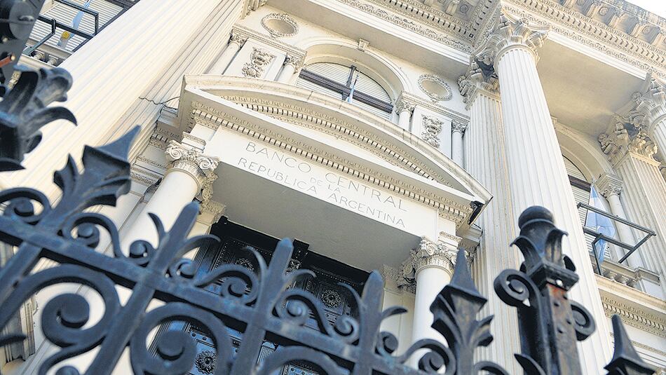 Las reservas, a la espera de un nuevo desembolso del FMI.