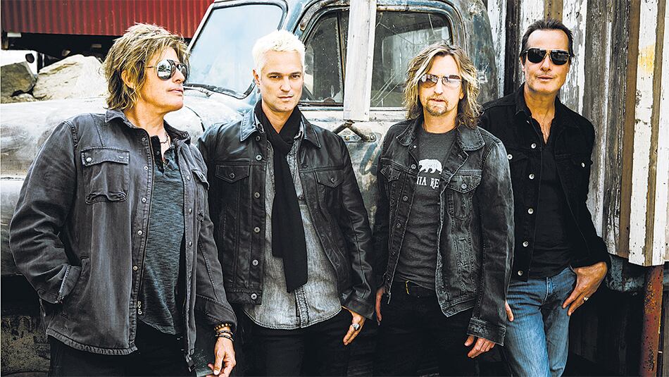 Stone Temple Pilots ahora liderados por los hermanos Robert y Dean DeLeo. El nuevo cantante es Jeff Gutt.