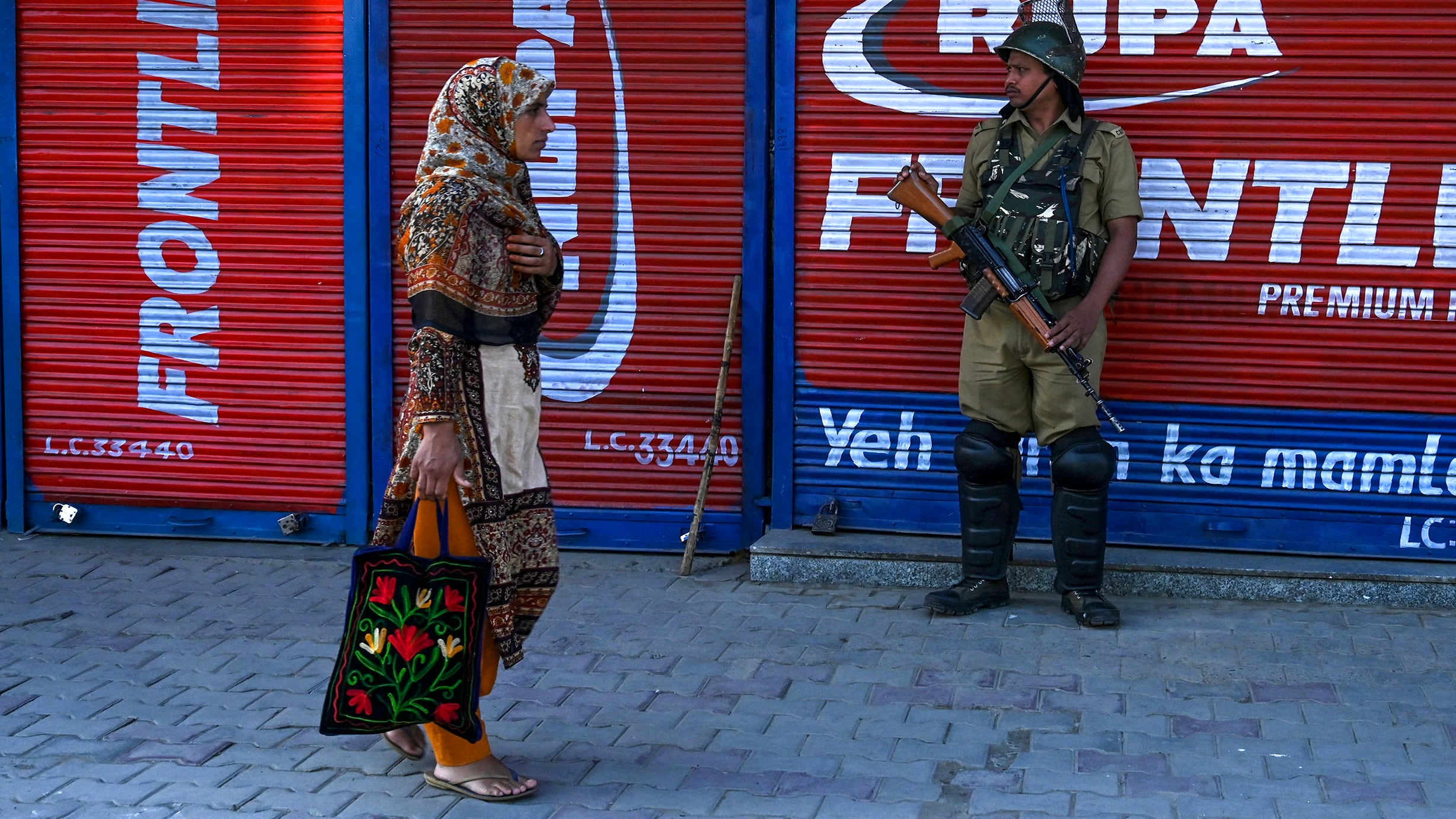 Vigilancia extrema en Srinagar.