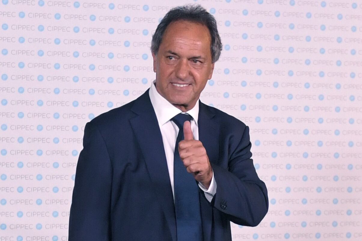 Daniel Scioli deja la embajada en Brasil para encabezar el ministerio de la Producción.