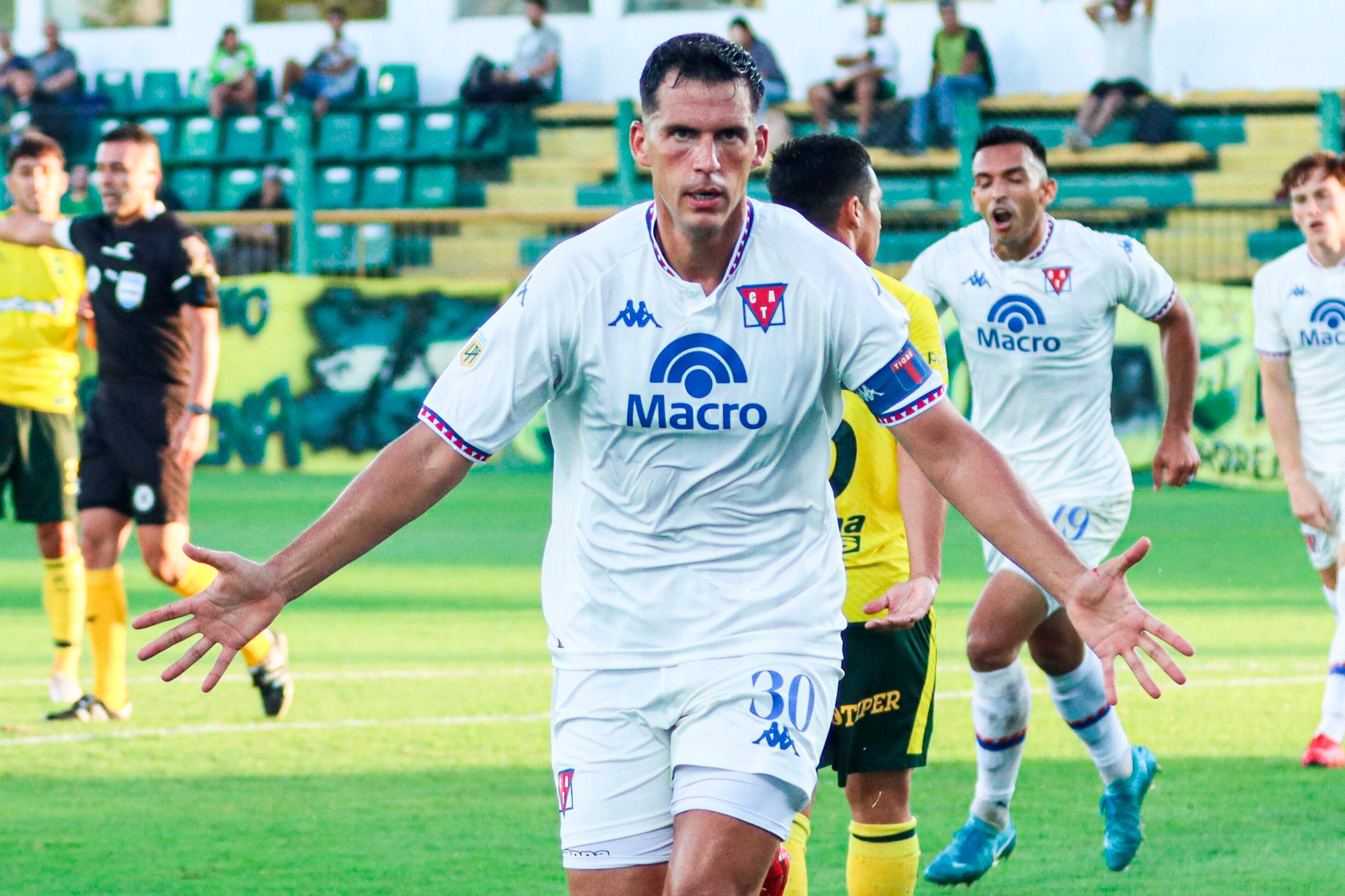 Nehuén Paz marcó el empate para Tigre.