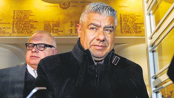 Chiqui Tapia y Daniel Ferreiro, referente del Ascenso.