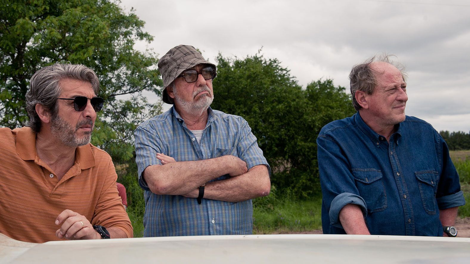 Darín, Brandoni y Daniel Aráoz planeando la revancha de los perdedores.