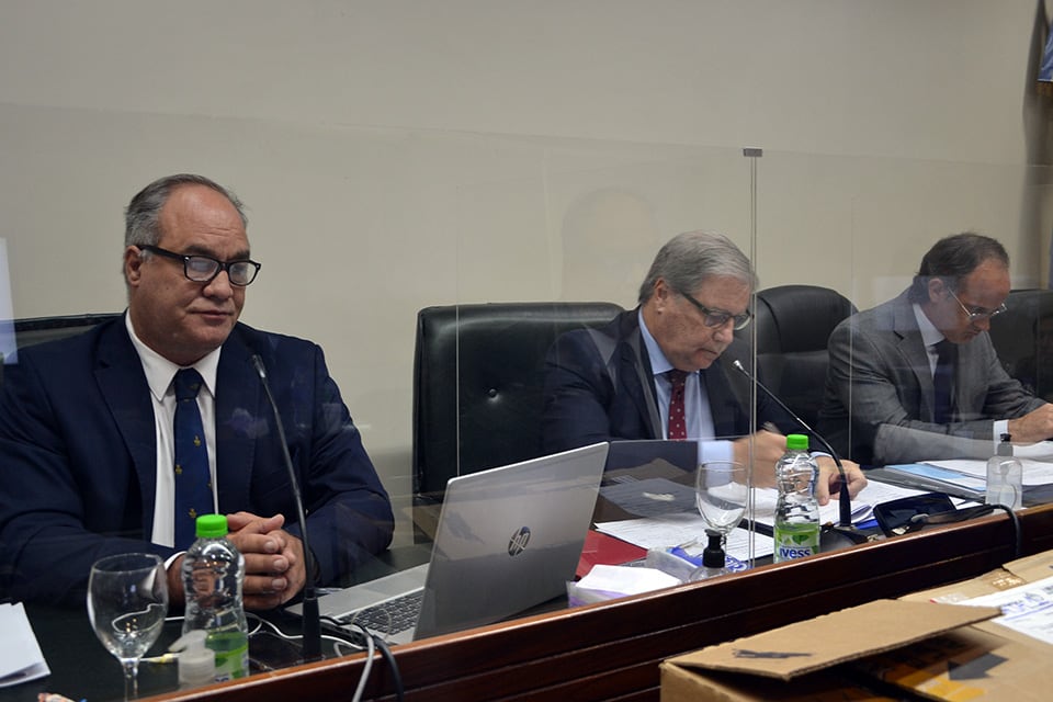 Germán Sutter Schneider, José María Escobar Cello y Luciano Lauría integran el Tribunal. 