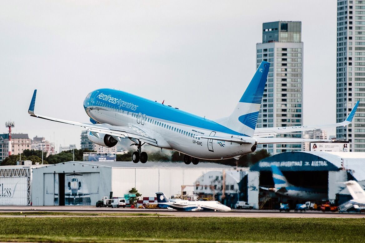 Aerolíneas Argentinas sumará nuevos vuelos a las ciudades brasileras de Florianópolis y Salvador de Bahía.