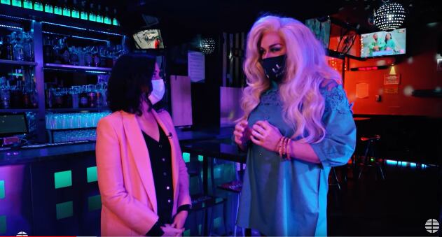 Díaz Ayuso junto a Chumina Power, drag emblemática de la noche de Chueca
