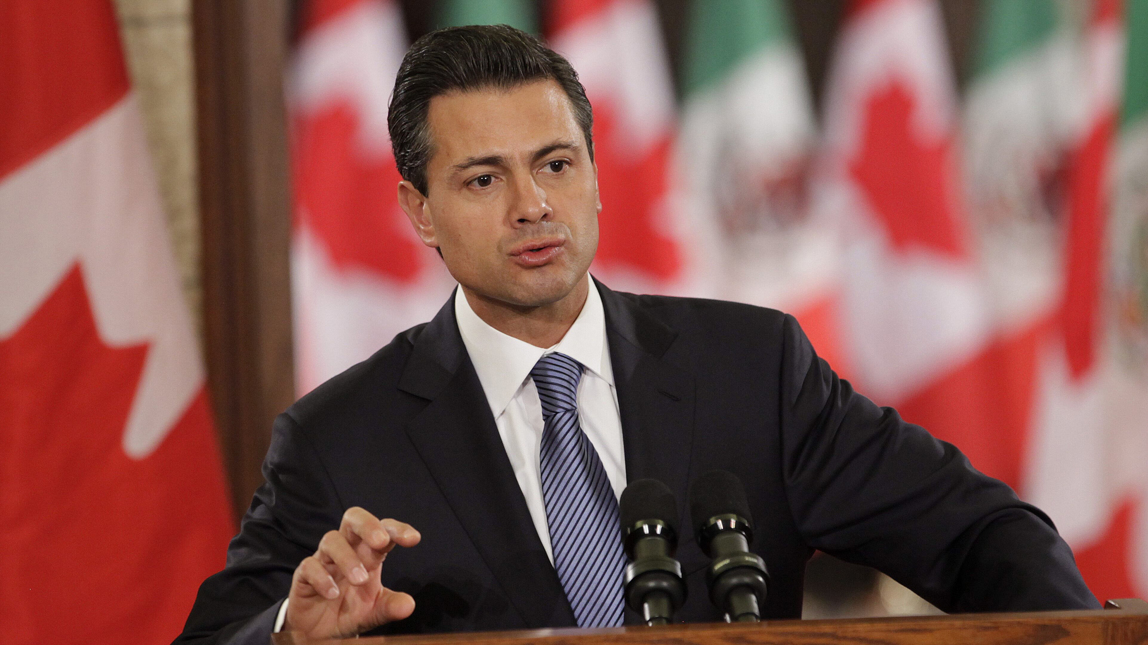 El gobierno de Enrique Peña Nieto le dio protección al abogado Juan Ramón Collado.