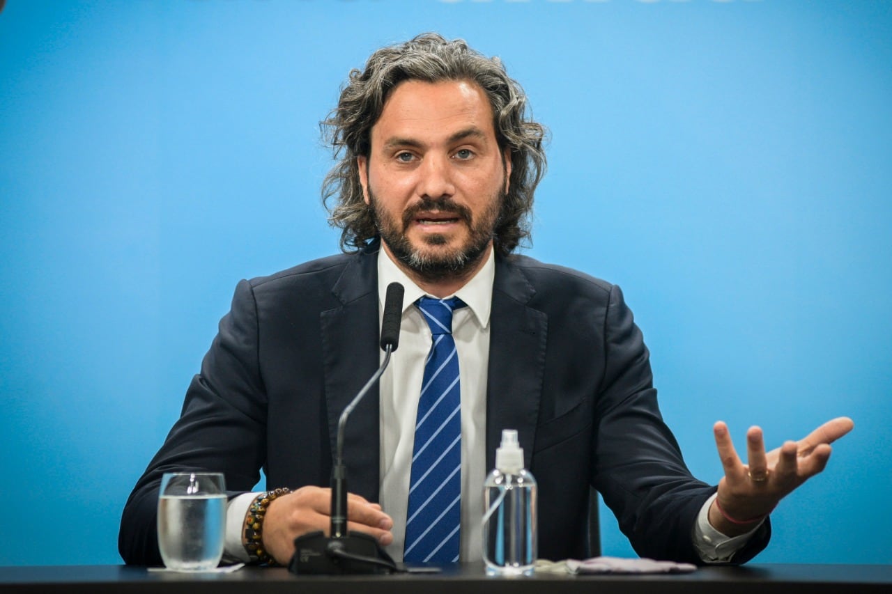 El jefe de Gabinete, Santiago Cafiero, dijo esta mañana que “Patricia Bullrich va a tener que responder en la justicia lo que dice en los medios”, al referirse a los supuestos pedidos de soborno a la empresa Pfizer.