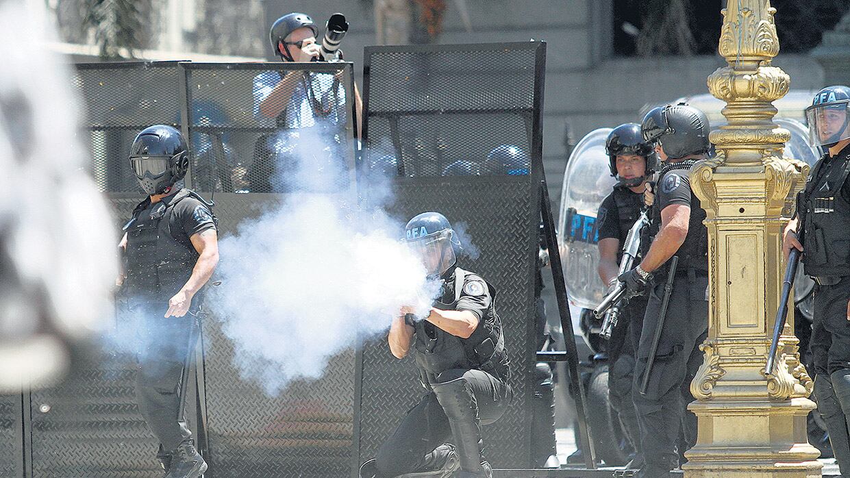 El reclamo ante la CIDH se produjo tras la represión del jueves pasado y para preservar a quienes se manifiesten hoy en el Congreso.