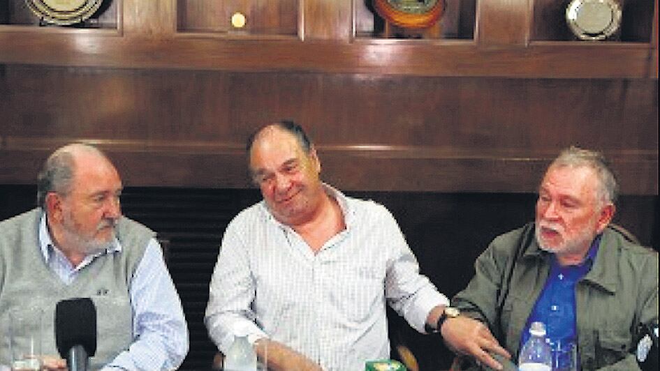 Aldo Tartaglia con el gobernador Carlos Verna y Juan Carlos Pumilla.