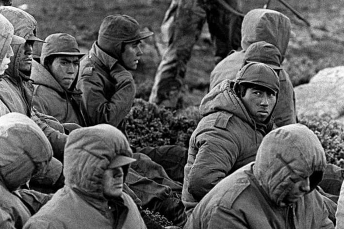 Los excombatientes de Malvinas sufrieron torturas y vejámenes de sus superiores militares.