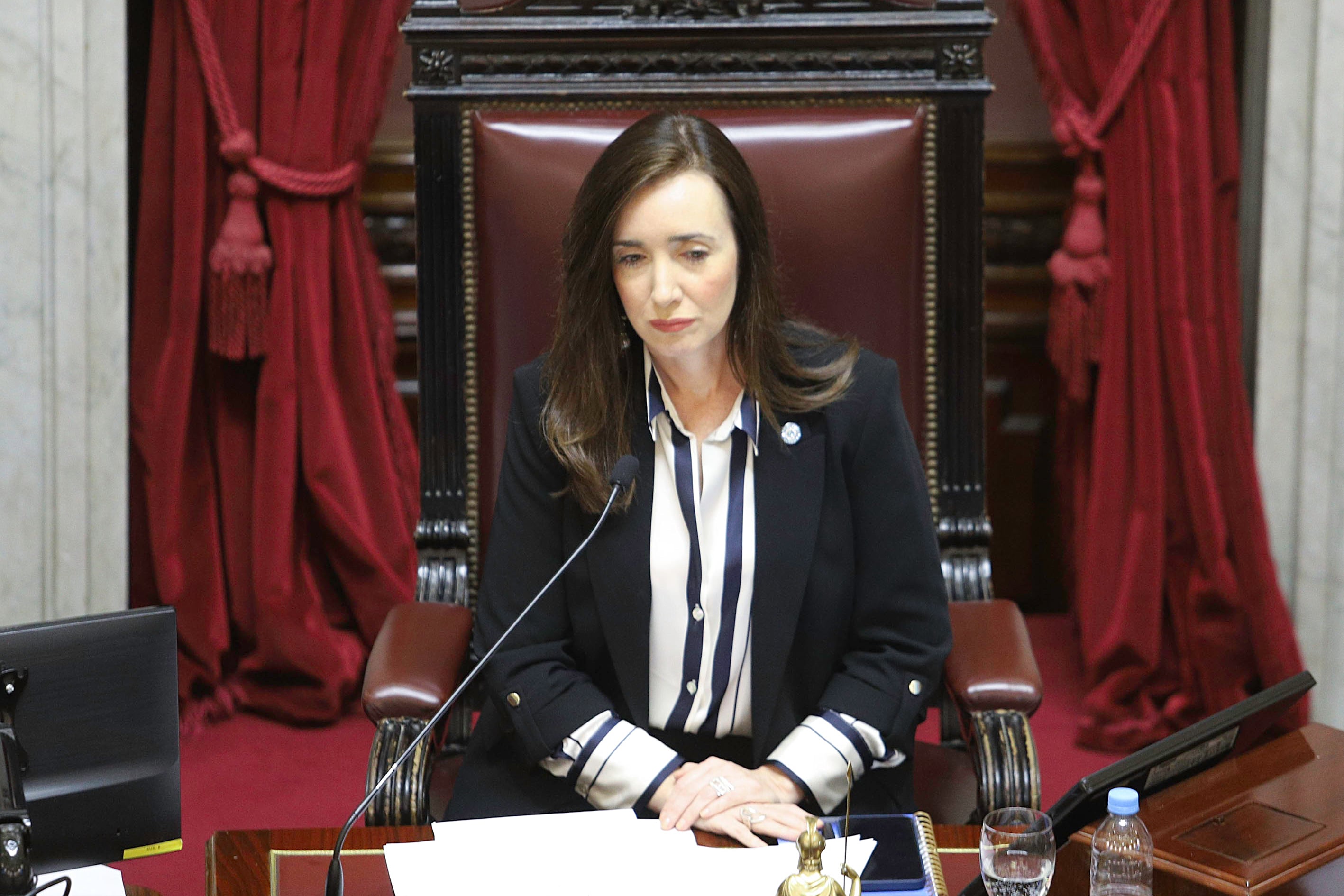 Victoria Villarruel recibió en su despacho a los senadores amigos. 