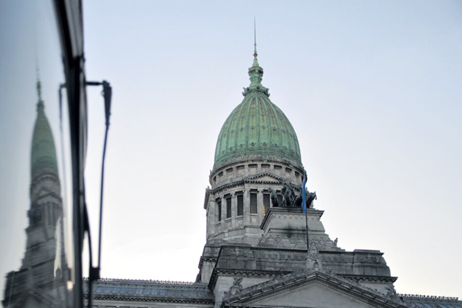 En el Senado, el FpV-PJ perdería el quórum propio, pero Cambiemos no podría salir de la minoría.