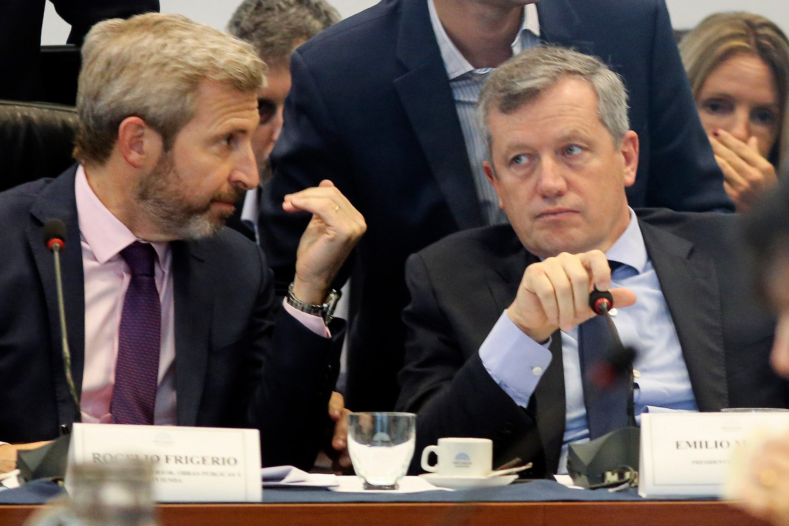 Rogelio Frigerio y Emilio Monzó ahora serán lobbistas de los embajadores.