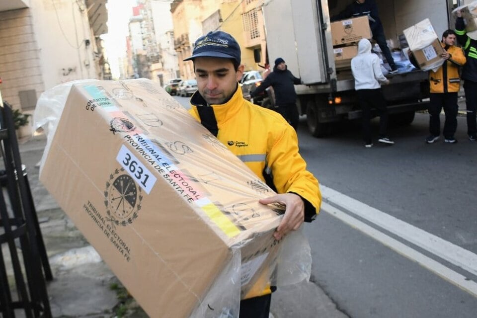 El 10 de septiembre, en Santa Fe se realizan las elecciones generales provinciales para elegri gobernador y vice, entre otros cargos. 