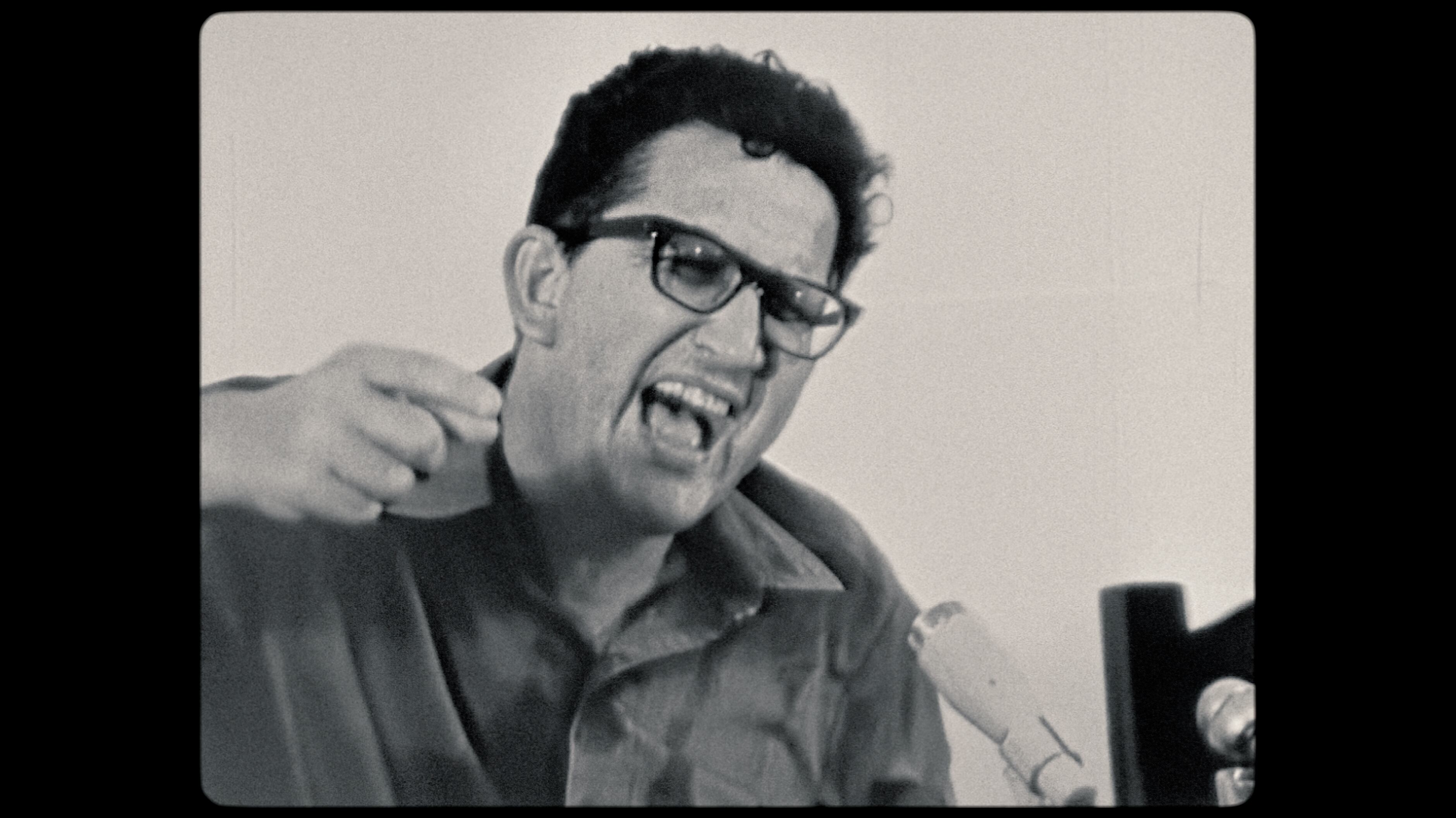 El tremendo "mea culpa" de Padilla en la noche del 27 de abril de 1971. 
