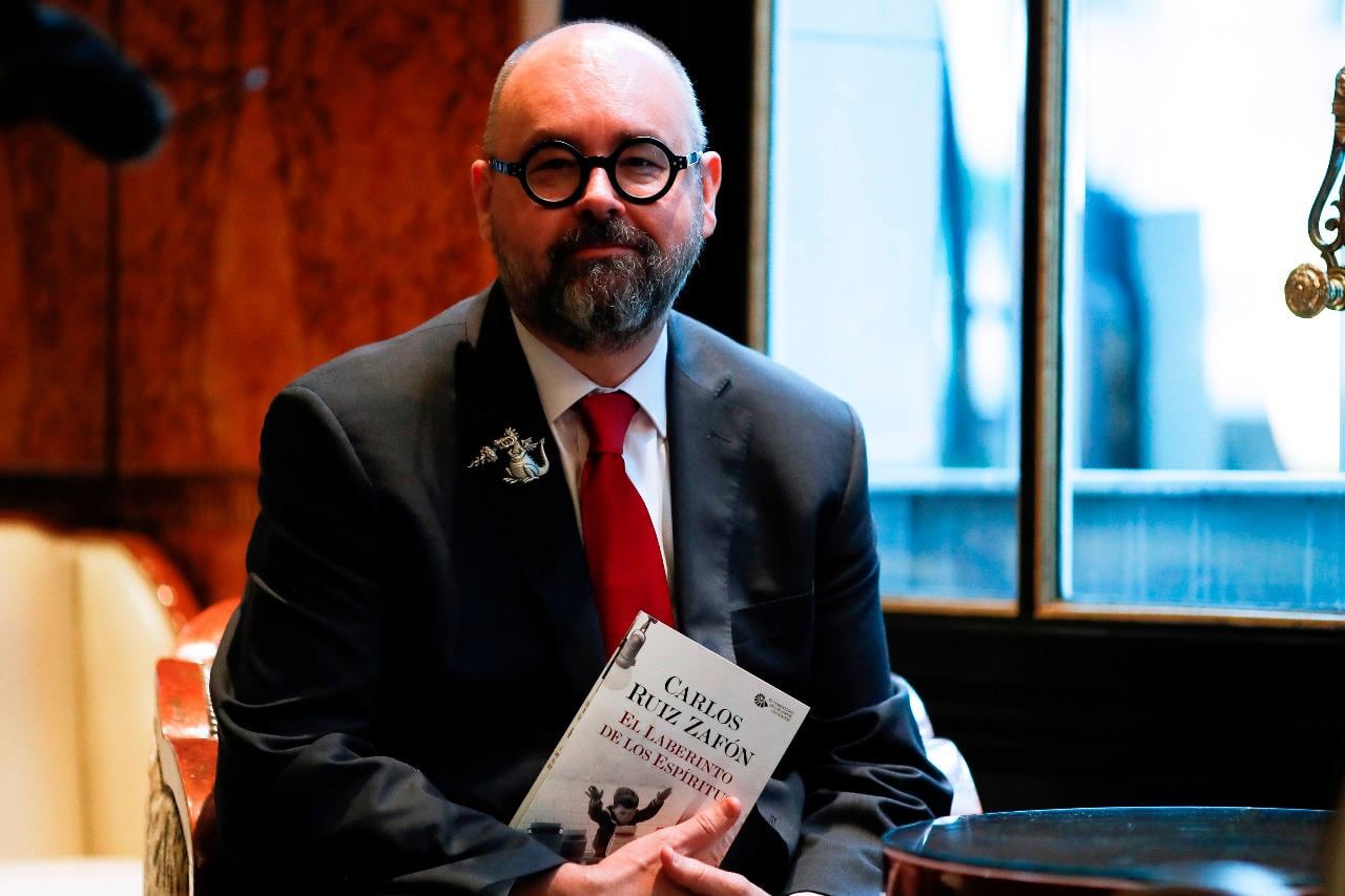 Ruiz Zafón murió en Los Angeles, la ciudad donde vivía desde 1994. 