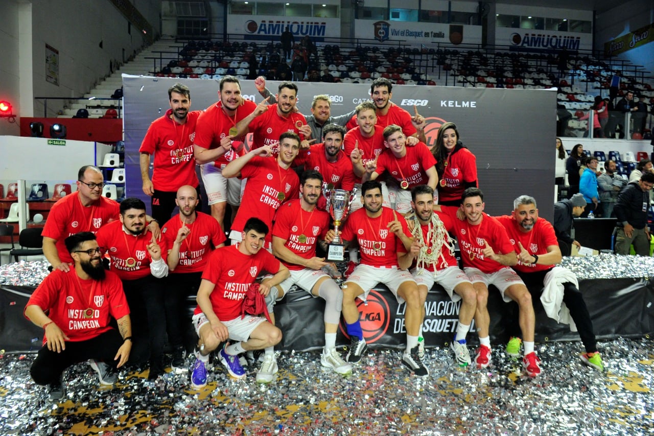 El festejo de los jugadores de Instituto de Córdoba