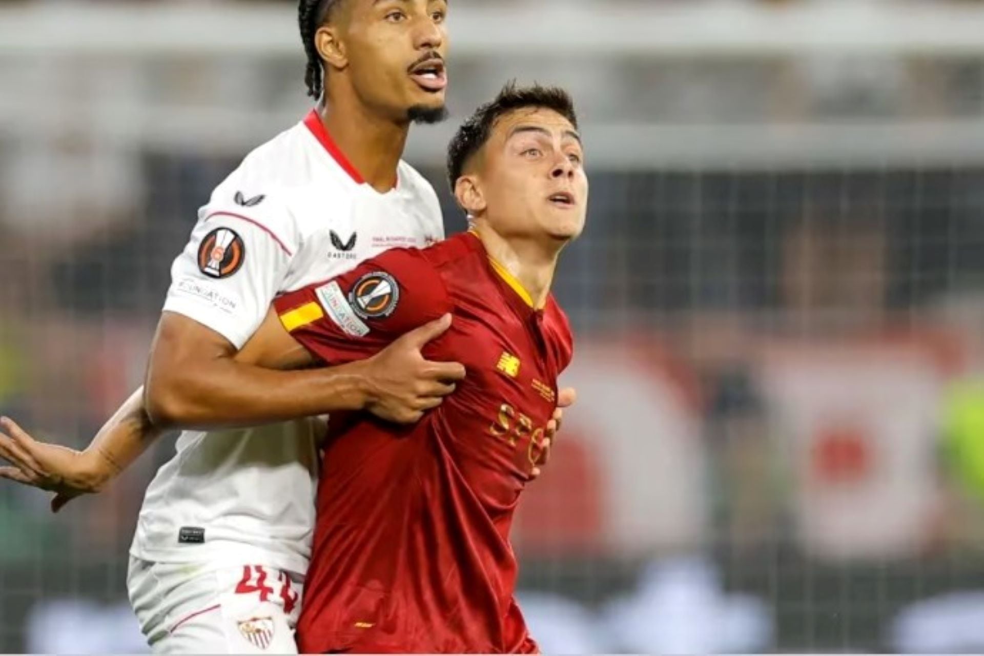 Sevilla vs Roma en un duelo de argentinos campeones en Qatar 2022.