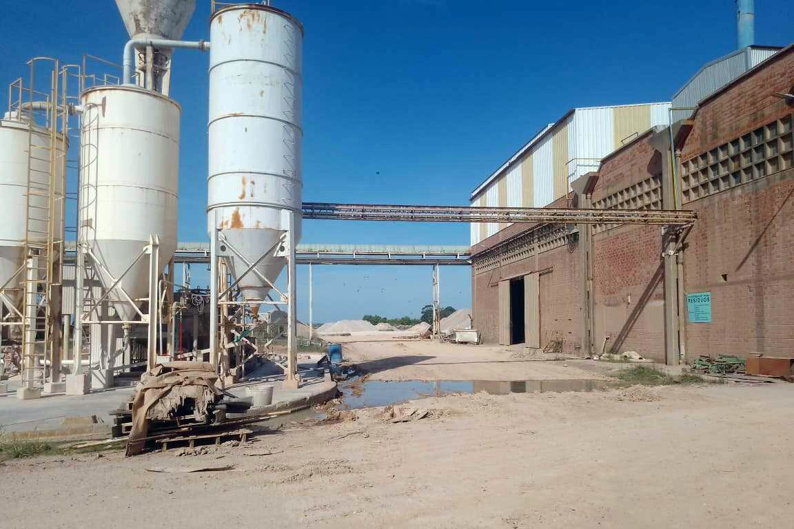 La paralisis es casi total en la planta de Cerro Negro en Olavarría. 